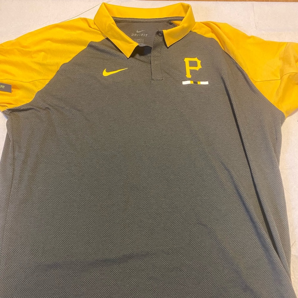 Pittsburgh Pirates Nike Dri-Fit Polo NWT